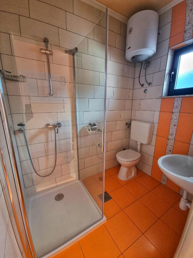 Apartments Luza Lastovo Екстер'єр фото