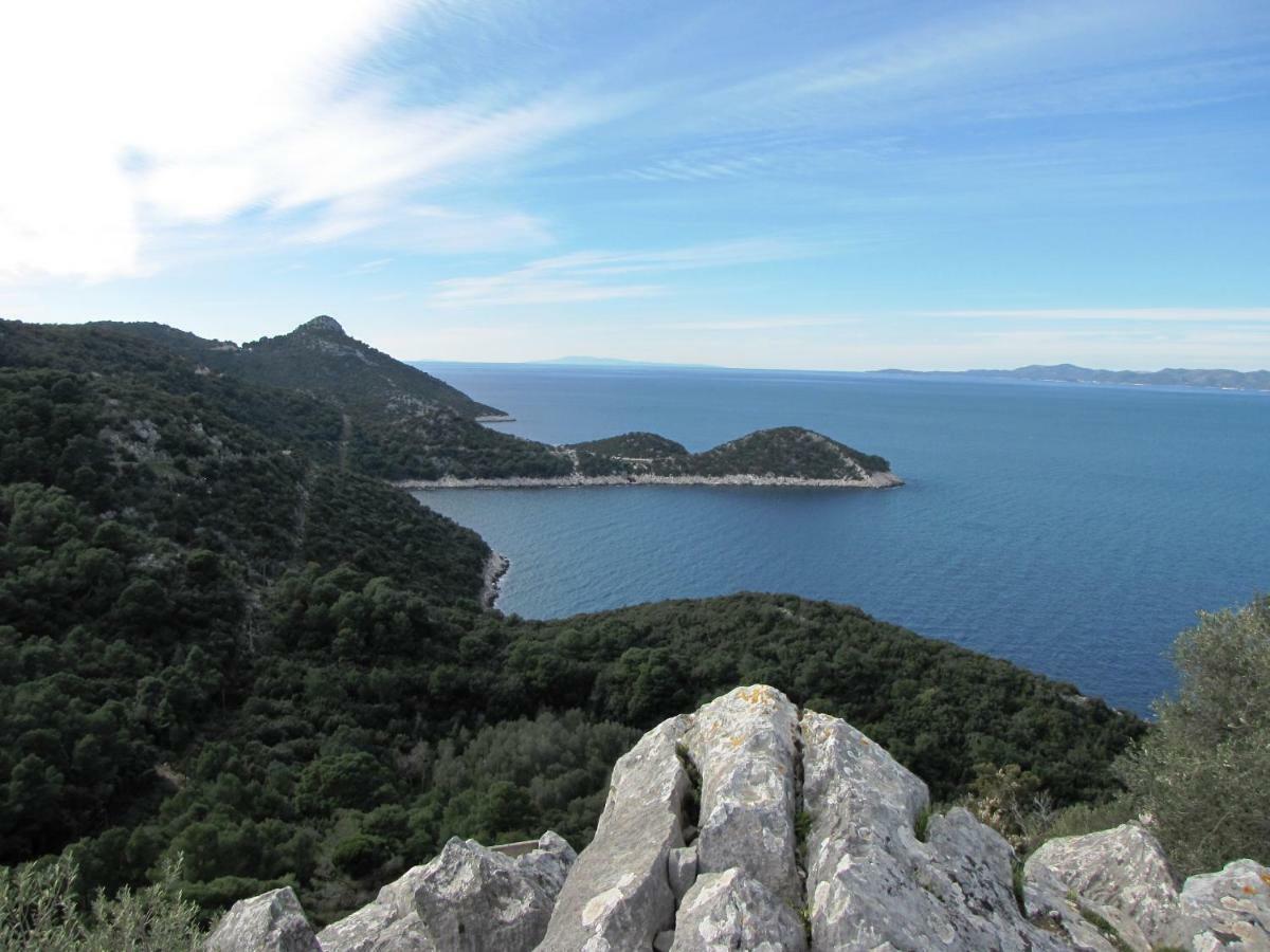 Apartments Luza Lastovo Екстер'єр фото
