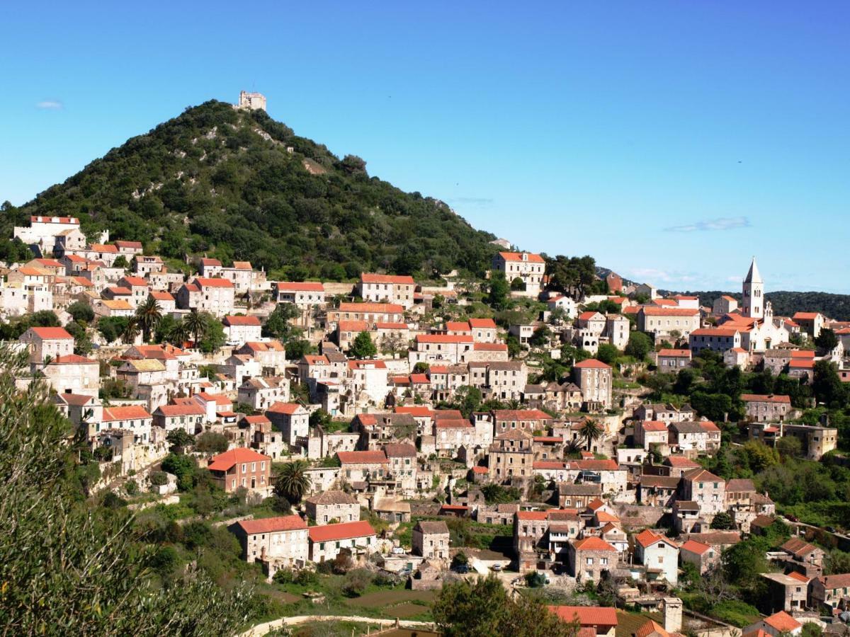 Apartments Luza Lastovo Екстер'єр фото