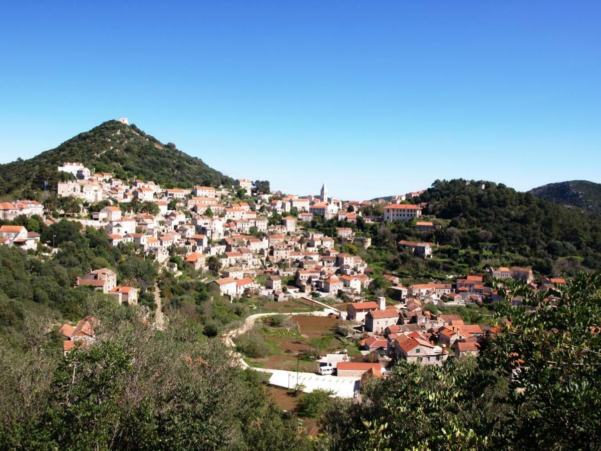 Apartments Luza Lastovo Екстер'єр фото