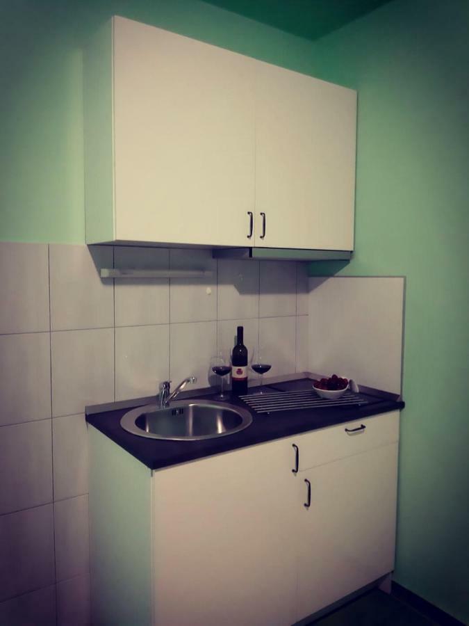 Apartments Luza Lastovo Екстер'єр фото