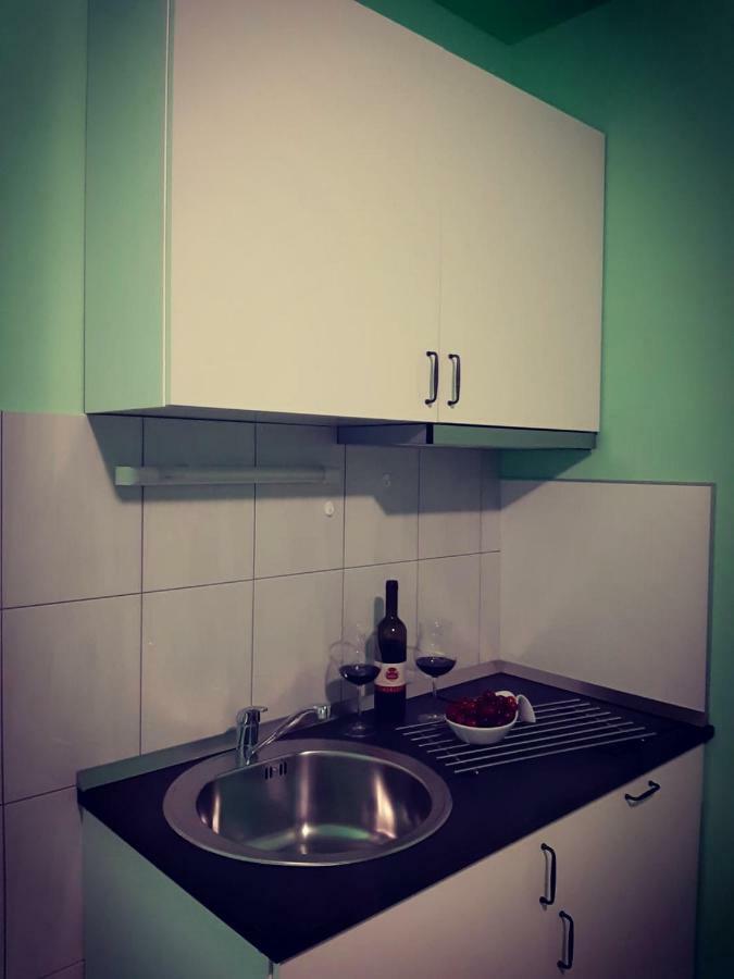 Apartments Luza Lastovo Екстер'єр фото