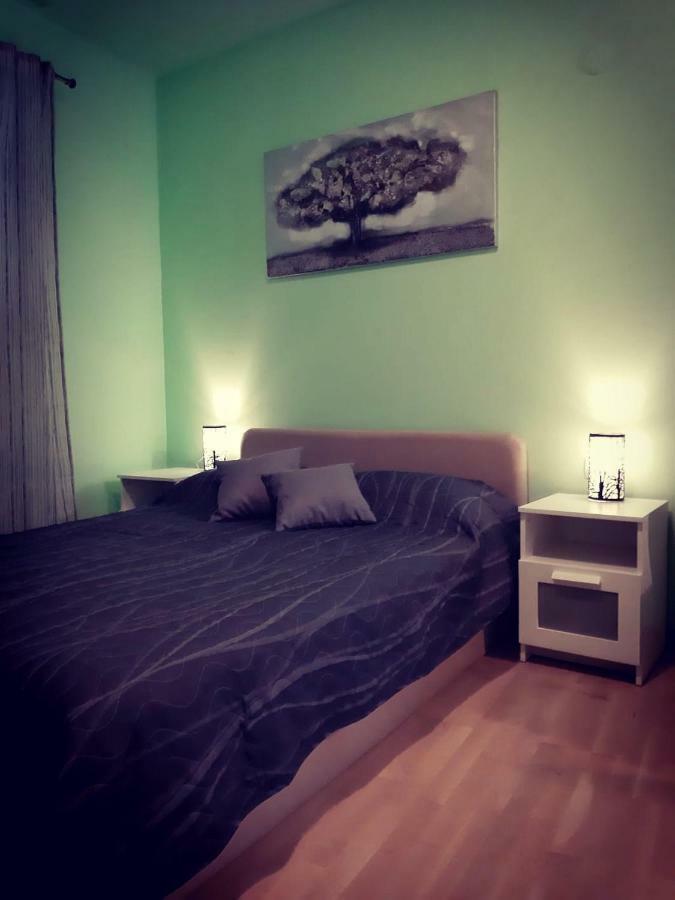Apartments Luza Lastovo Екстер'єр фото